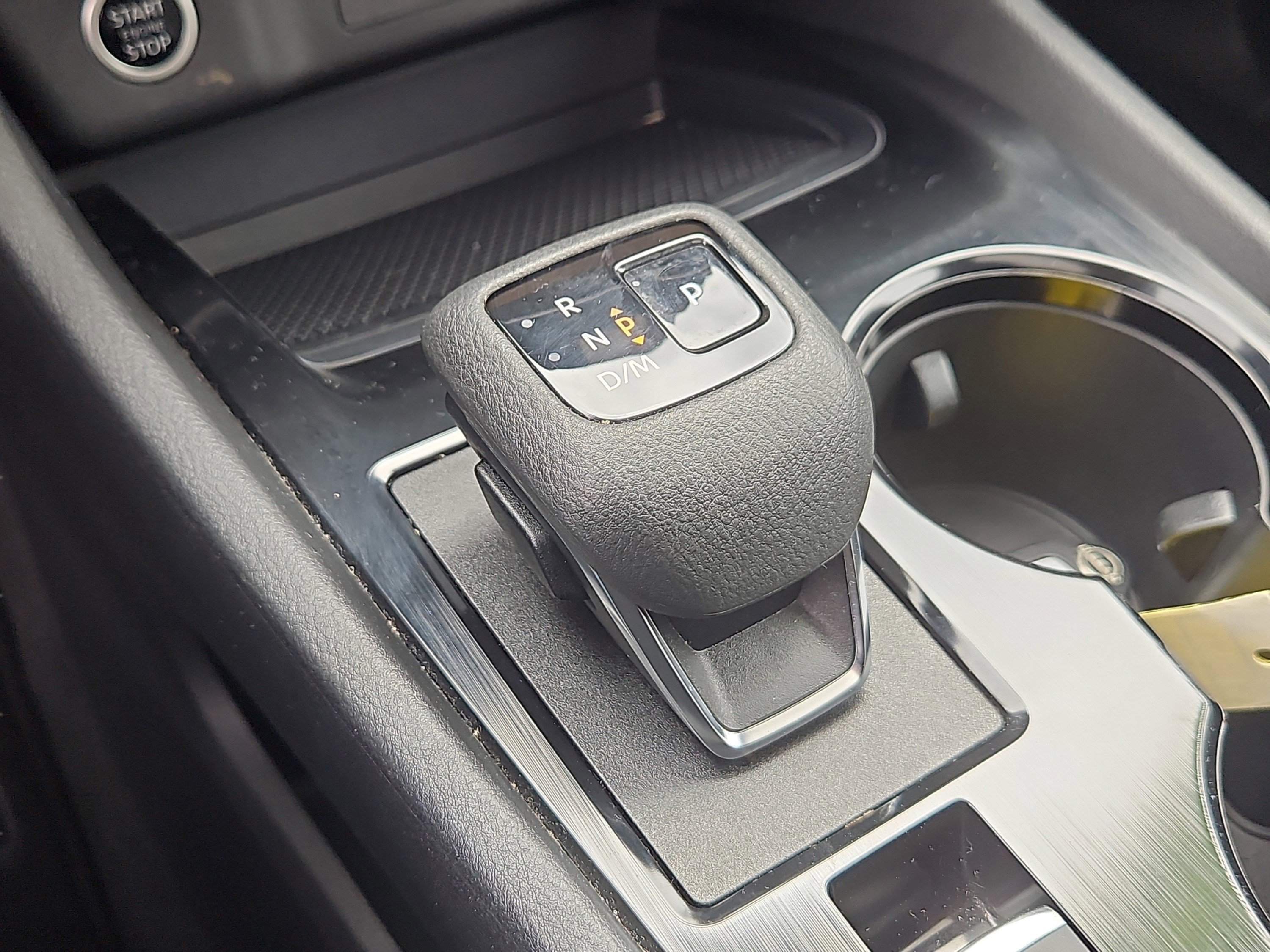 Used 2022 Nissan Rogue SV w/ SV Premium Package image 22