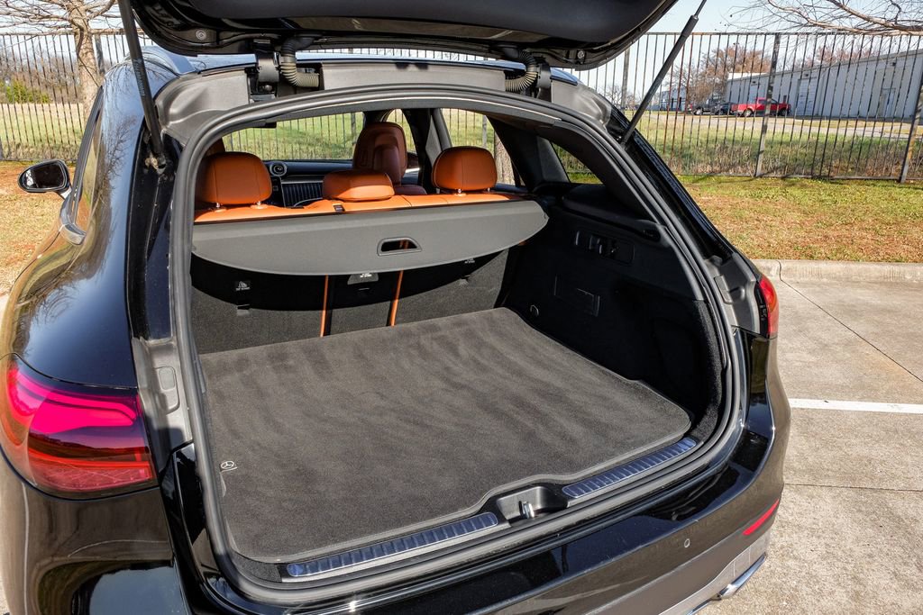 Used 2023 Mercedes-Benz GLC 300 GLC 300 image 60