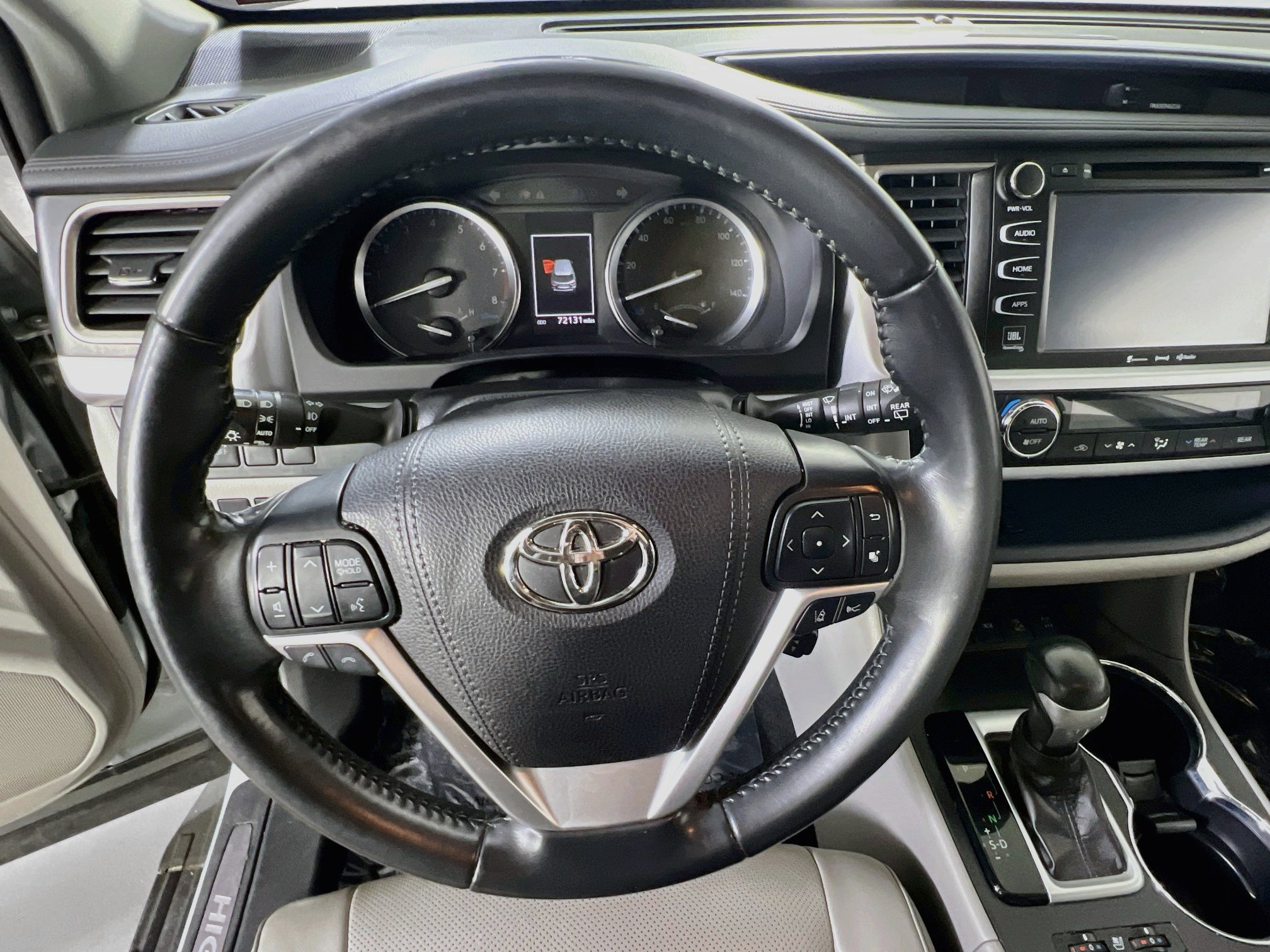 Used 2019 Toyota Highlander Limited AWD/4WD image 11