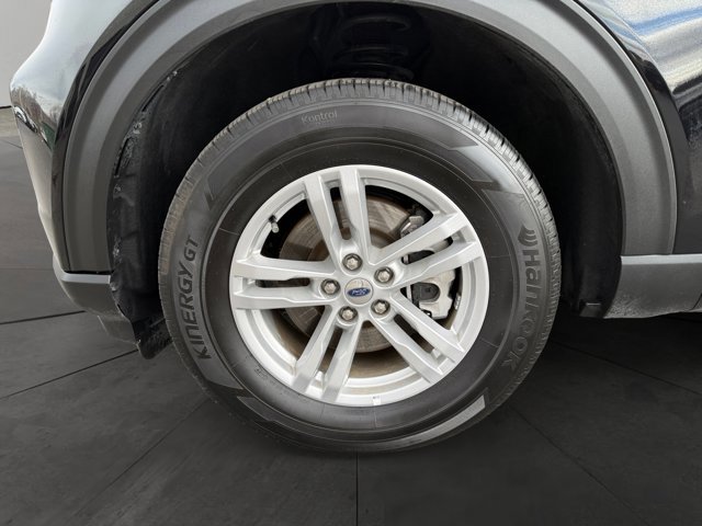 Used 2022 Ford Explorer XLT image 9