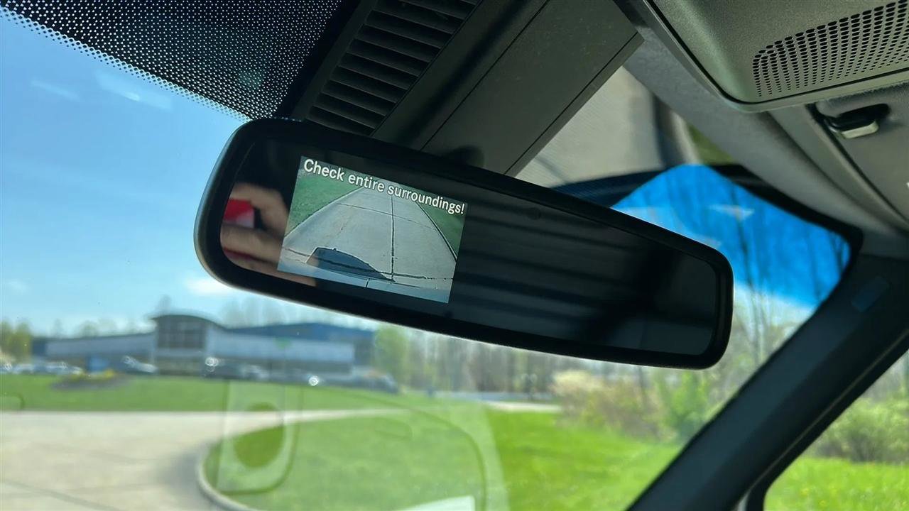 Used 2022 Mercedes-Benz Sprinter 2500 image 27