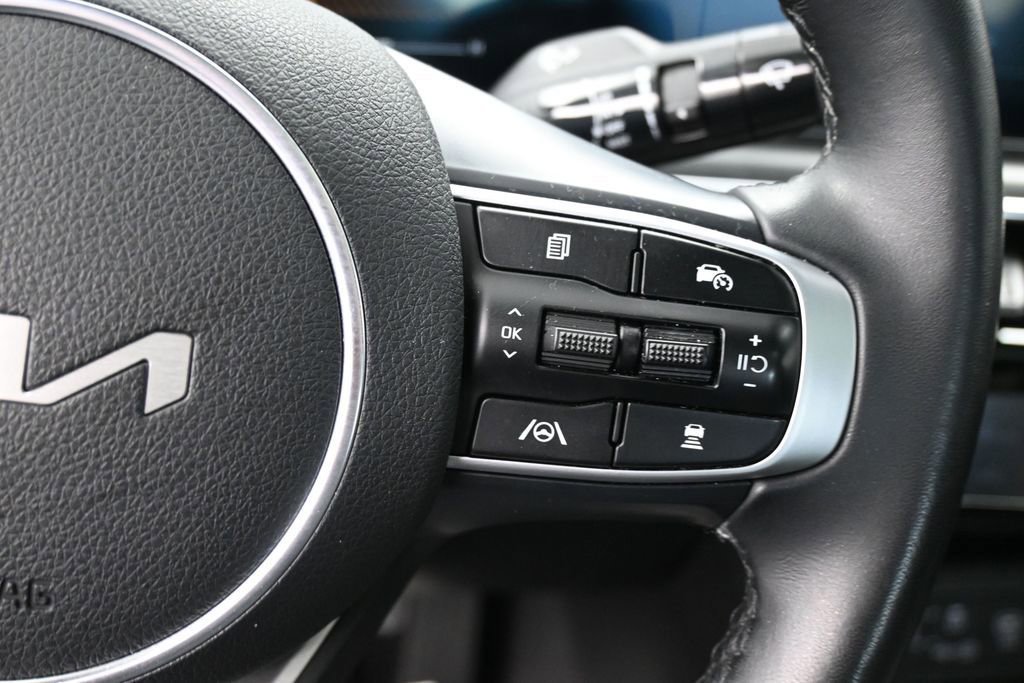 Used 2025 Kia K5 GT-Line w/ GT-Line Premium Package AWD/4WD image 42