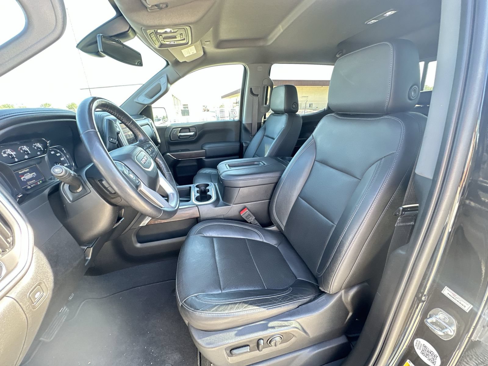 Used 2020 GMC Sierra 1500 SLT w/ SLT Premium Plus Package AWD/4WD image 19