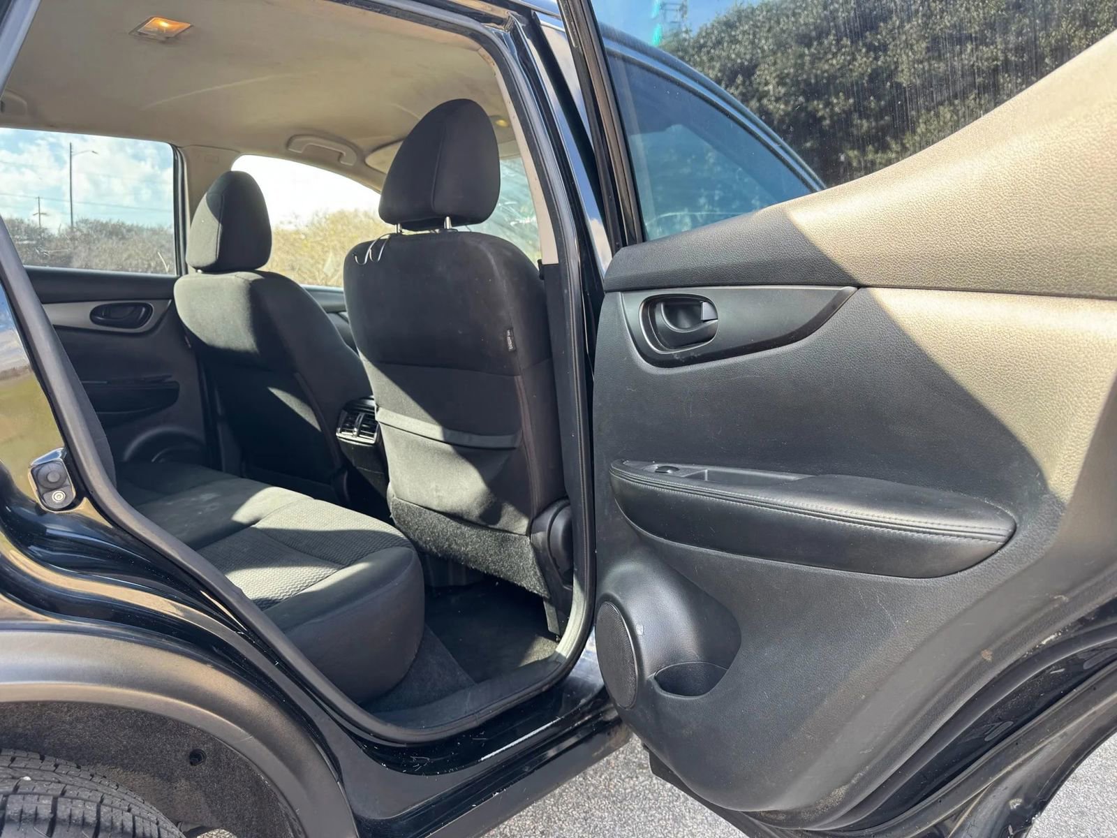 Used 2019 Nissan Rogue Sport S FWD image 22