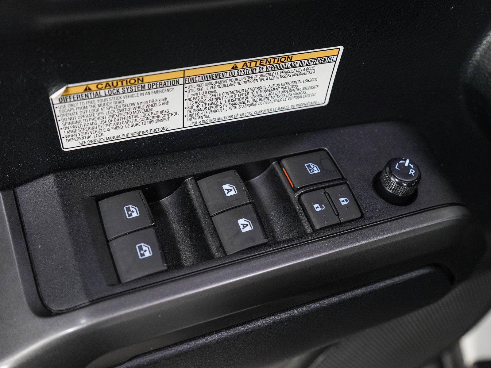 Used 2019 Toyota Tacoma TRD Off-Road AWD/4WD image 22