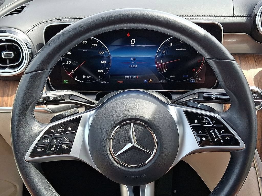 Used 2023 Mercedes-Benz GLC 300 4MATIC image 19