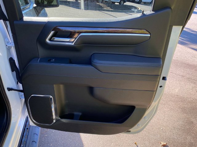 Used 2025 GMC Sierra 1500 Elevation AWD/4WD image 34