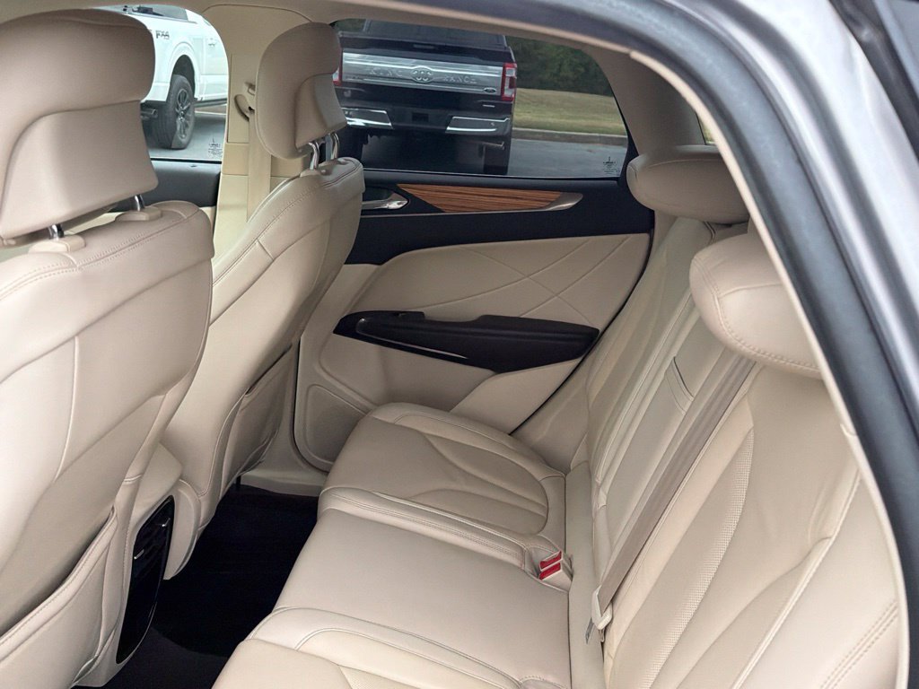 Used 2016 Lincoln MKC Select w/ Select Plus Package FWD image 13
