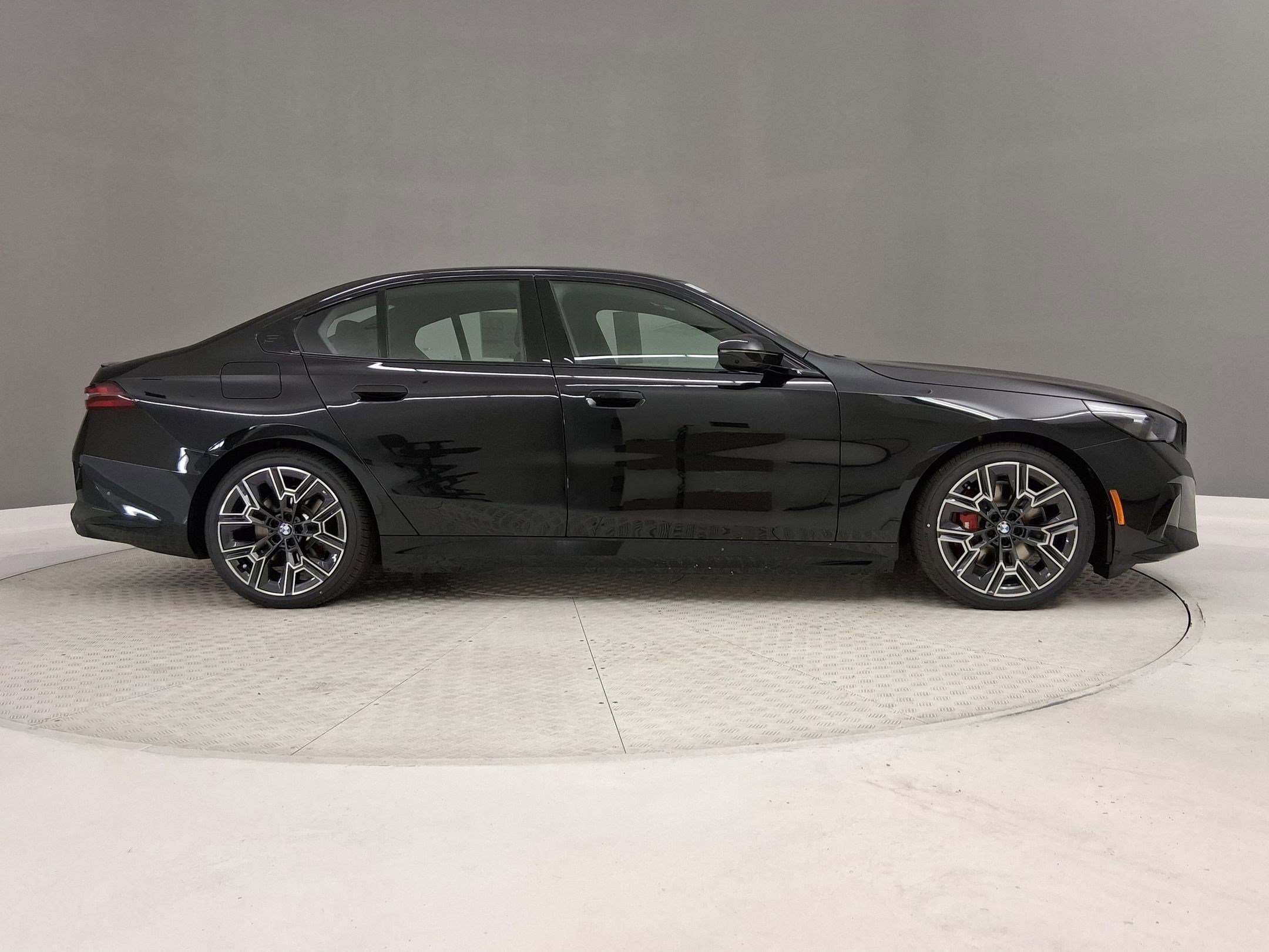 New 2026 BMW i5 eDrive40 w/ M Sport Package RWD image 6