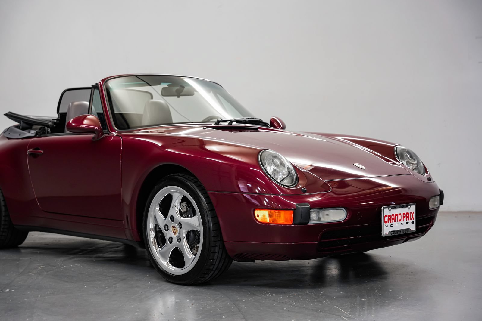 Used 1997 Porsche 911 Carrera RWD image 39