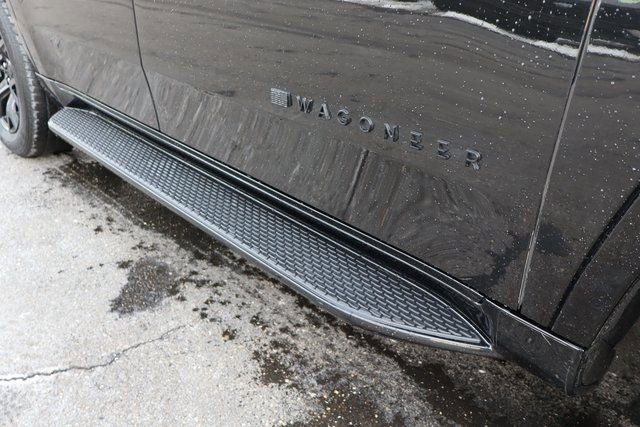 Used 2023 Jeep Wagoneer Series II image 18