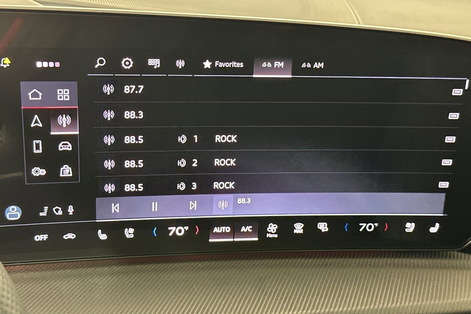 New 2025 Audi SQ5 Premium Plus image 17