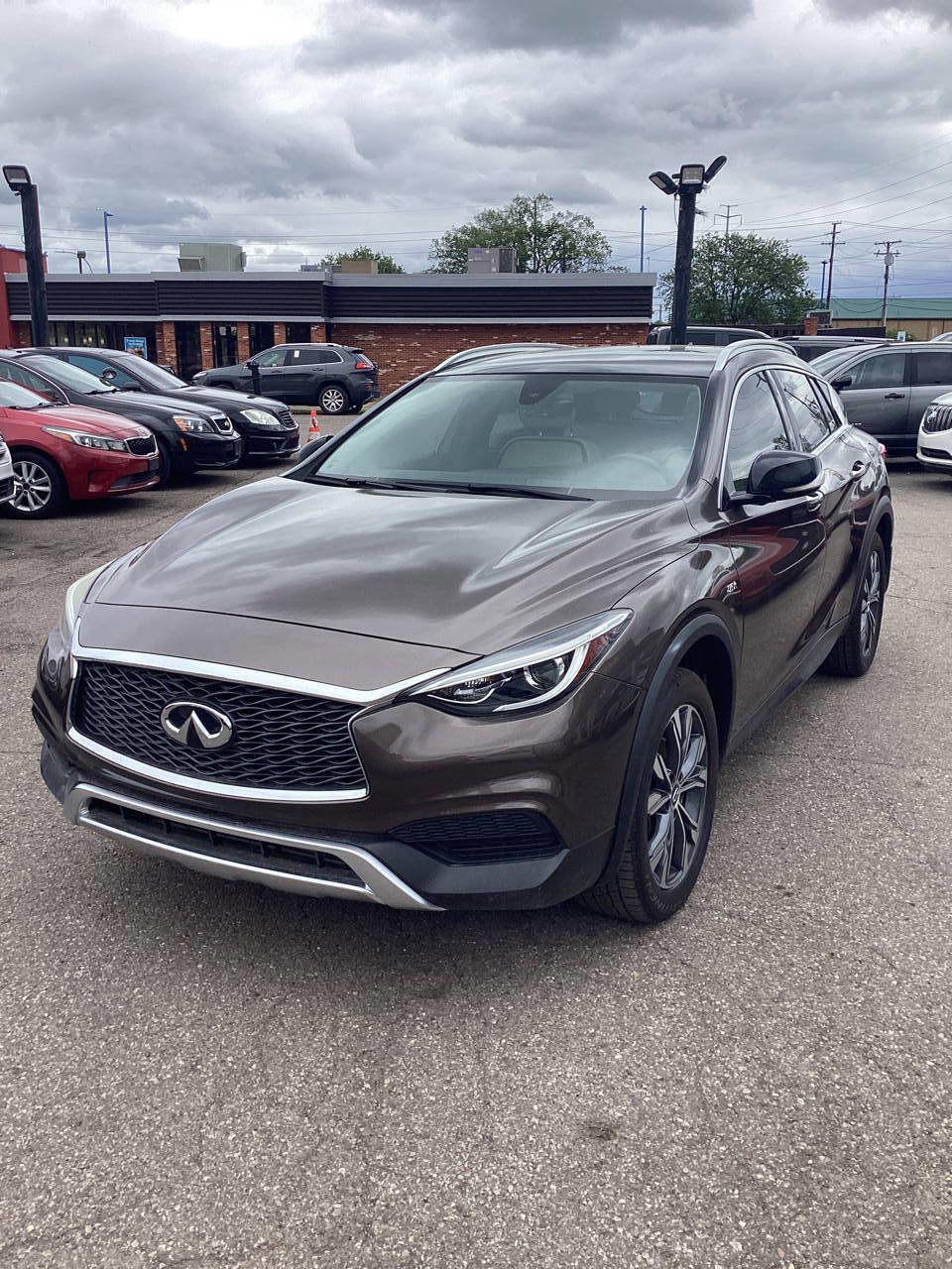 Used 2018 INFINITI QX30 AWD image 7