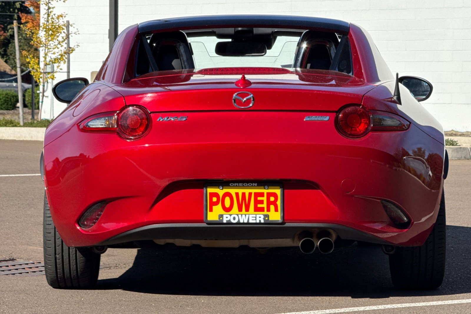 Used 2017 MAZDA MX-5 Miata RF Grand Touring RWD image 6