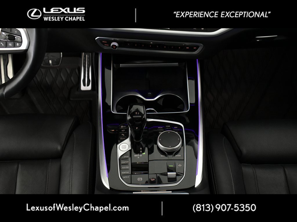 Used 2022 BMW X7 M50i w/ Luxury Seating Package image 34