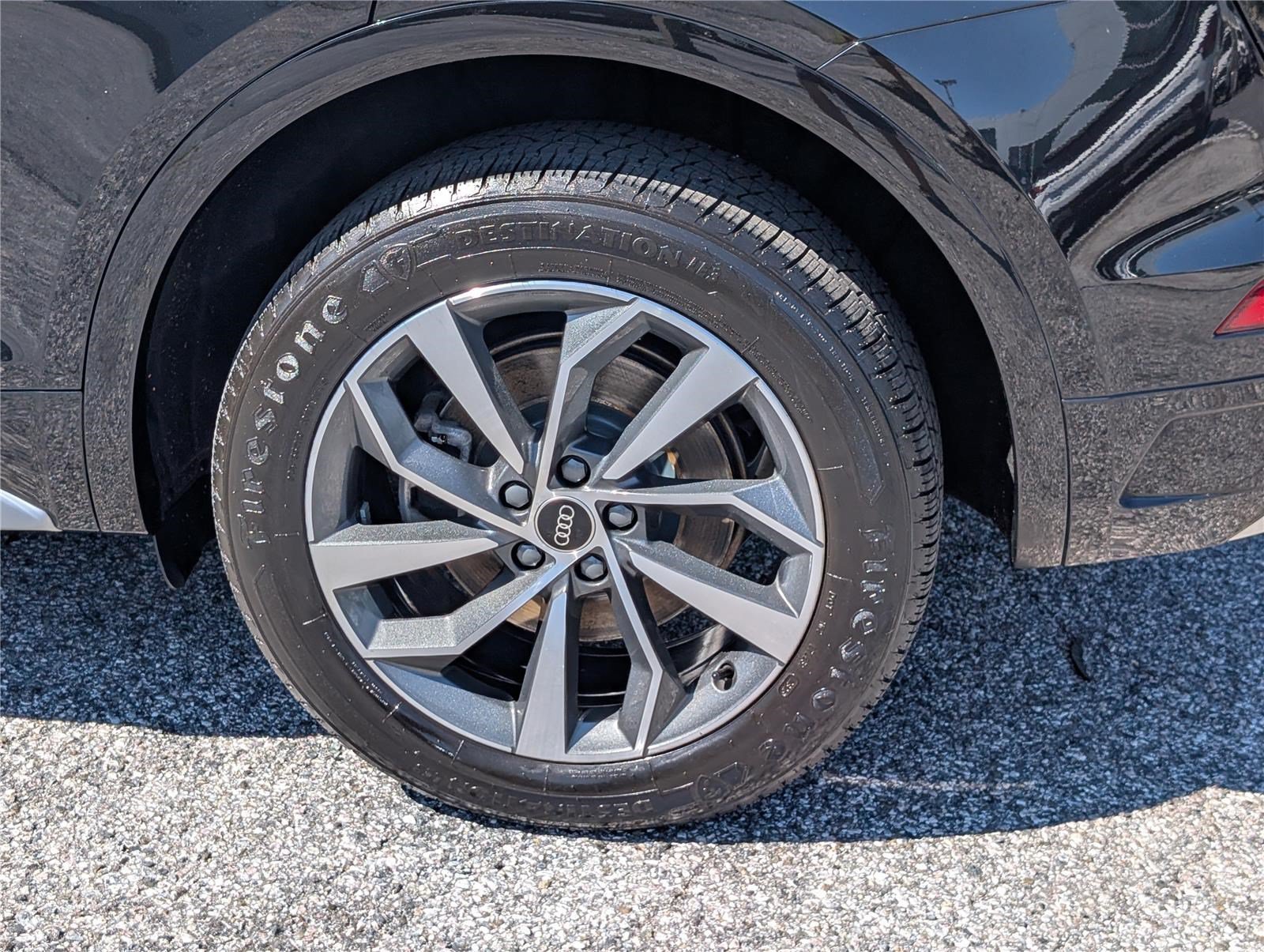 Used 2023 Audi Q5 2.0T Premium Plus w/ Premium Plus Package AWD/4WD image 10