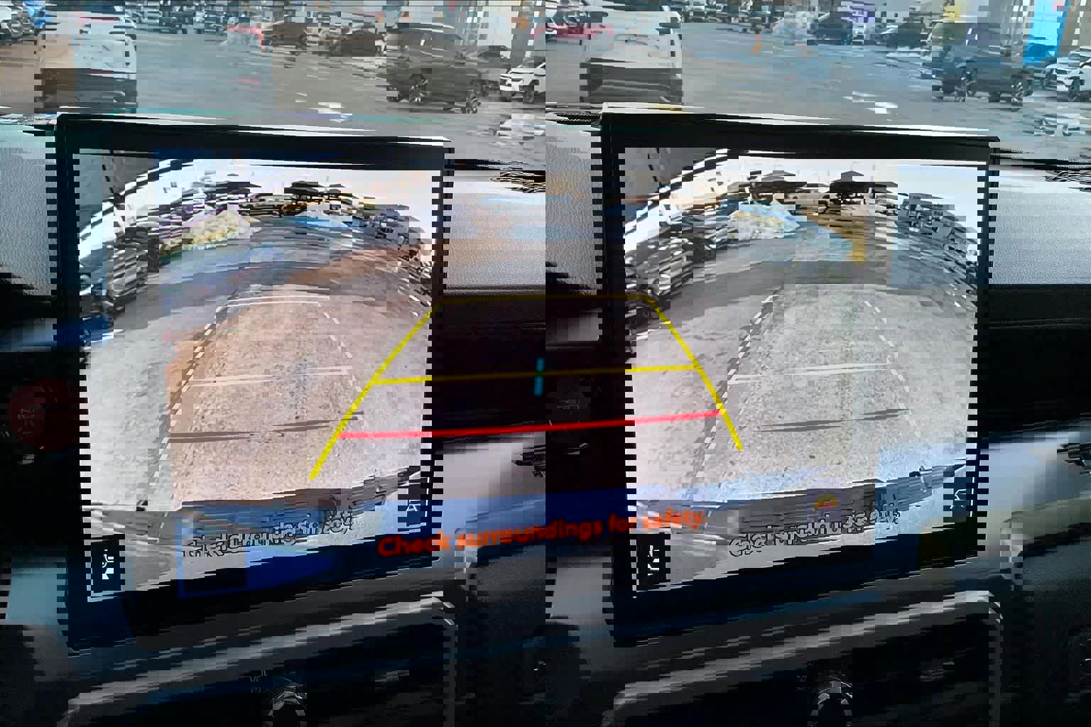 Used 2024 Toyota Tacoma TRD Off-Road image 26