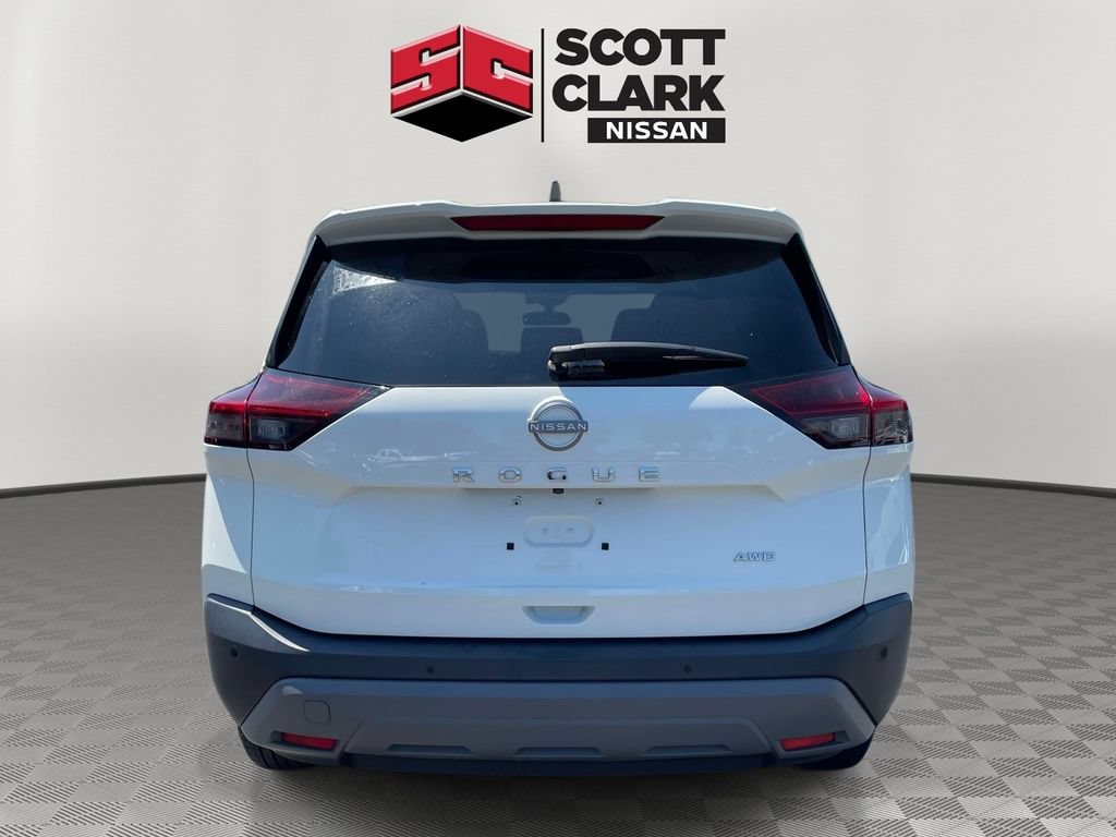 Used 2023 Nissan Rogue S AWD/4WD image 5