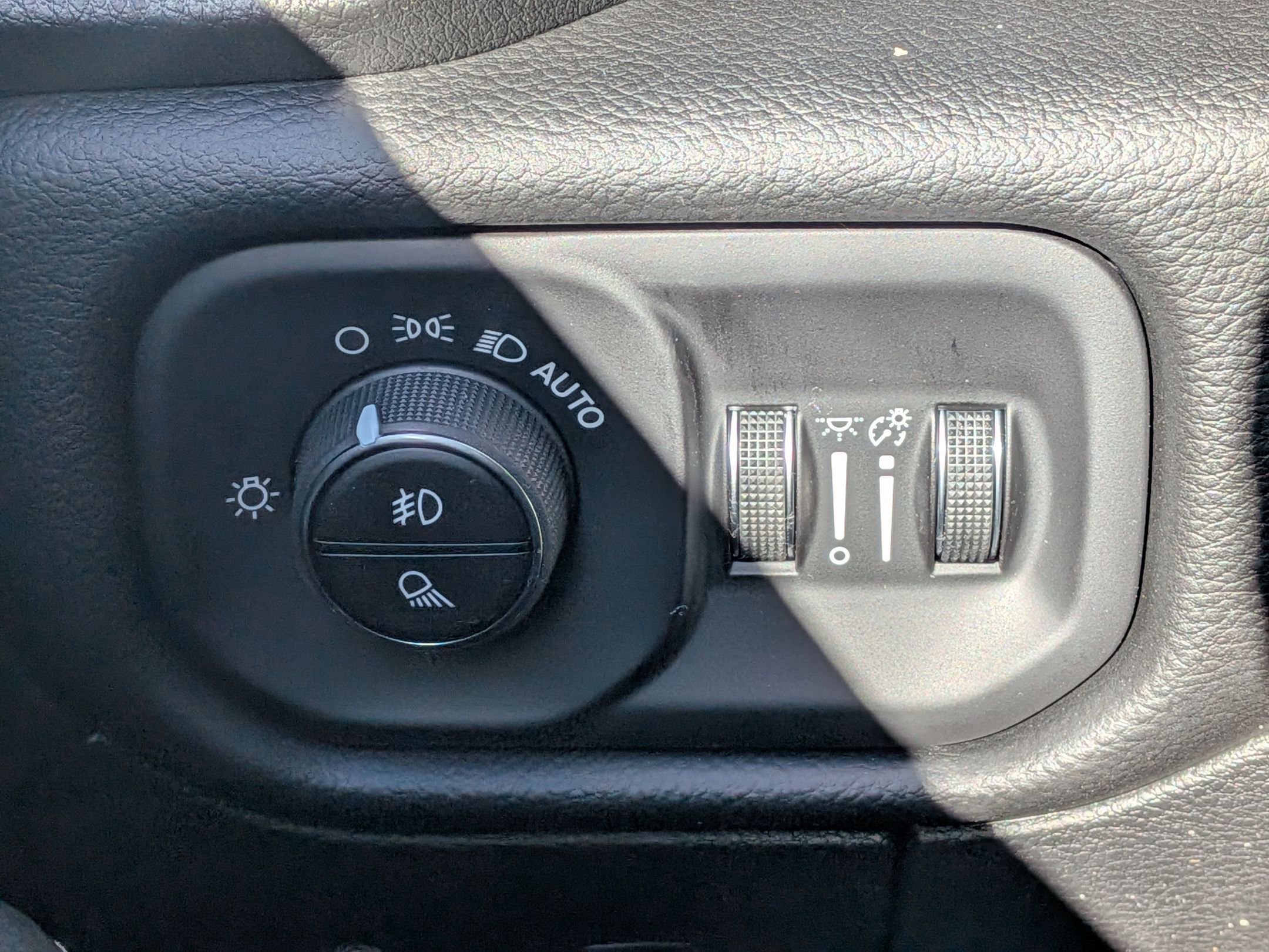 New 2026 RAM 1500 Laramie w/ Night Edition image 23