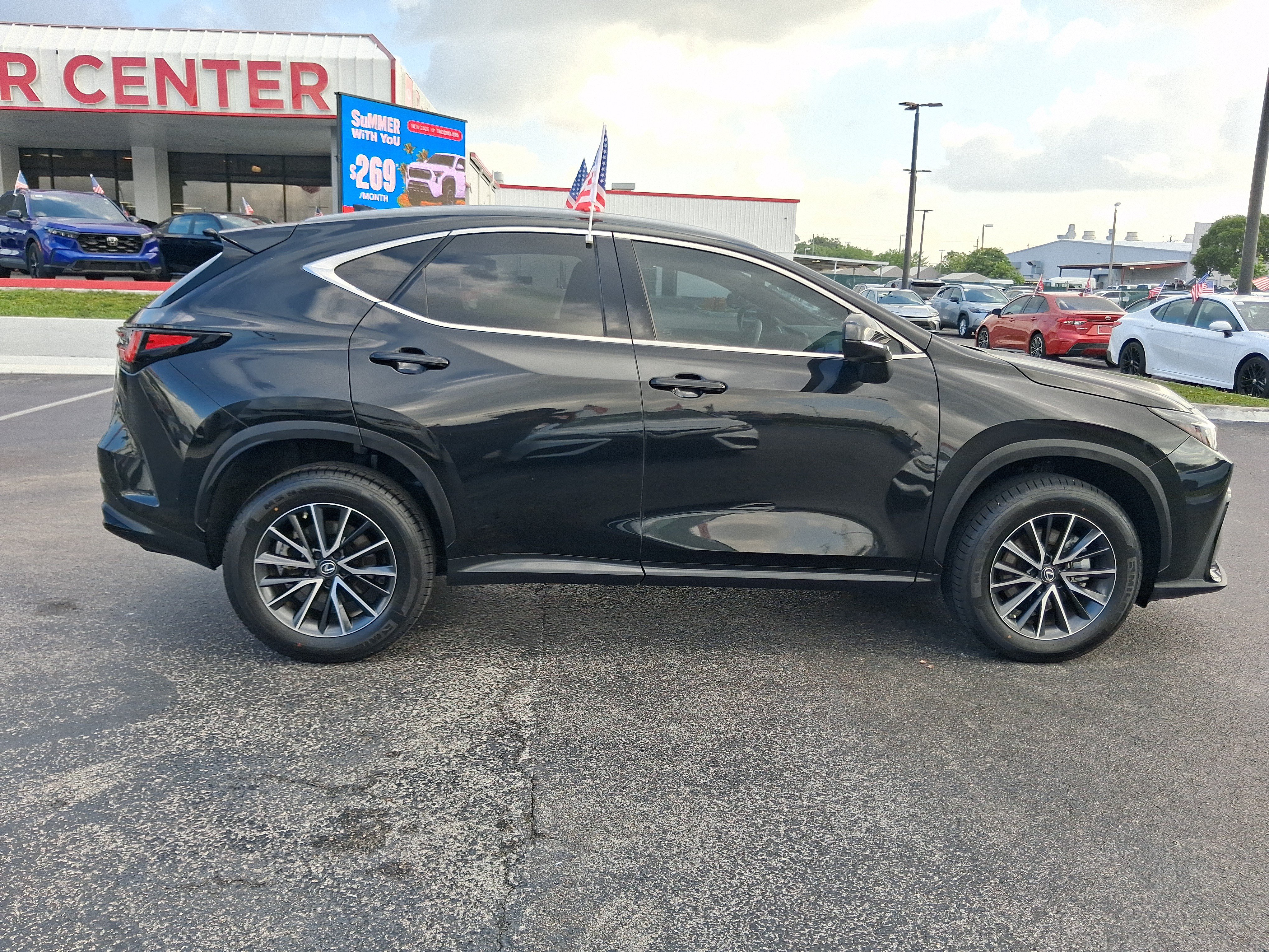 Used 2023 Lexus NX 350 AWD image 13