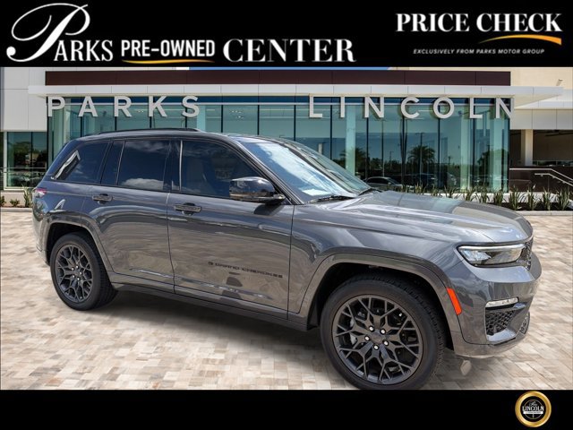 Used 2025 Jeep Grand Cherokee Summit w/ Obsidian Package