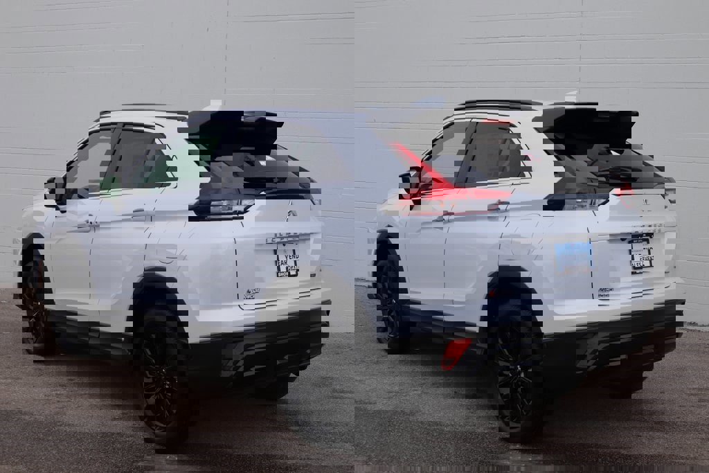 New 2025 Mitsubishi Eclipse Cross Black Edition image 32