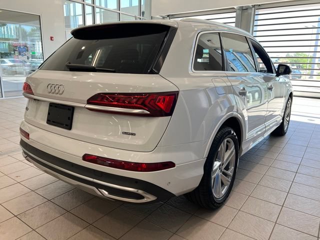 Used 2021 Audi Q7 3.0T Premium AWD/4WD image 7