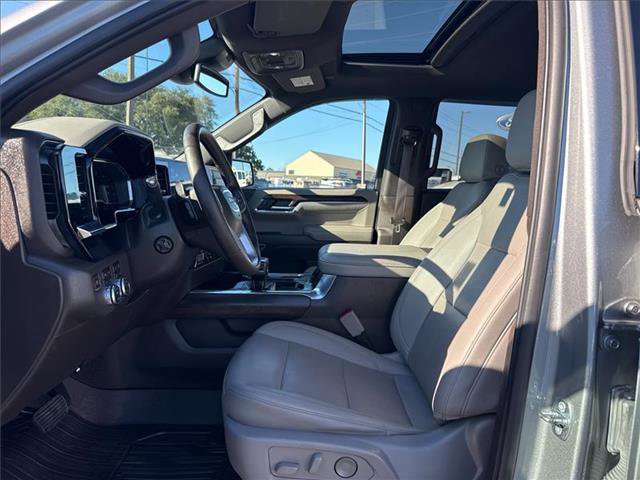 Used 2023 GMC Sierra 1500 SLT image 14