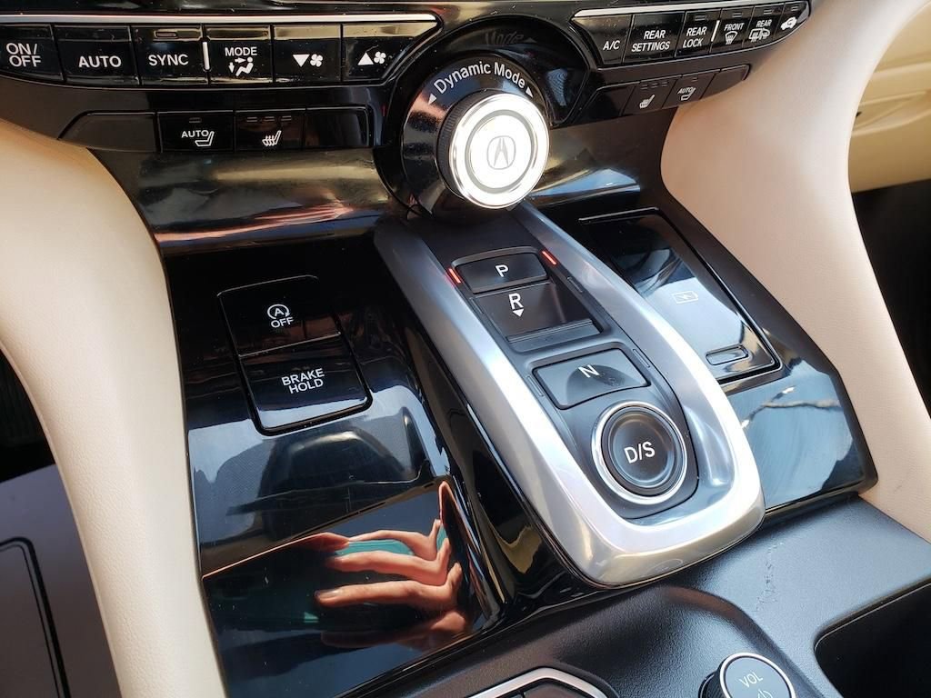 Certified 2024 Acura MDX SH-AWD w/ Technology Package image 31