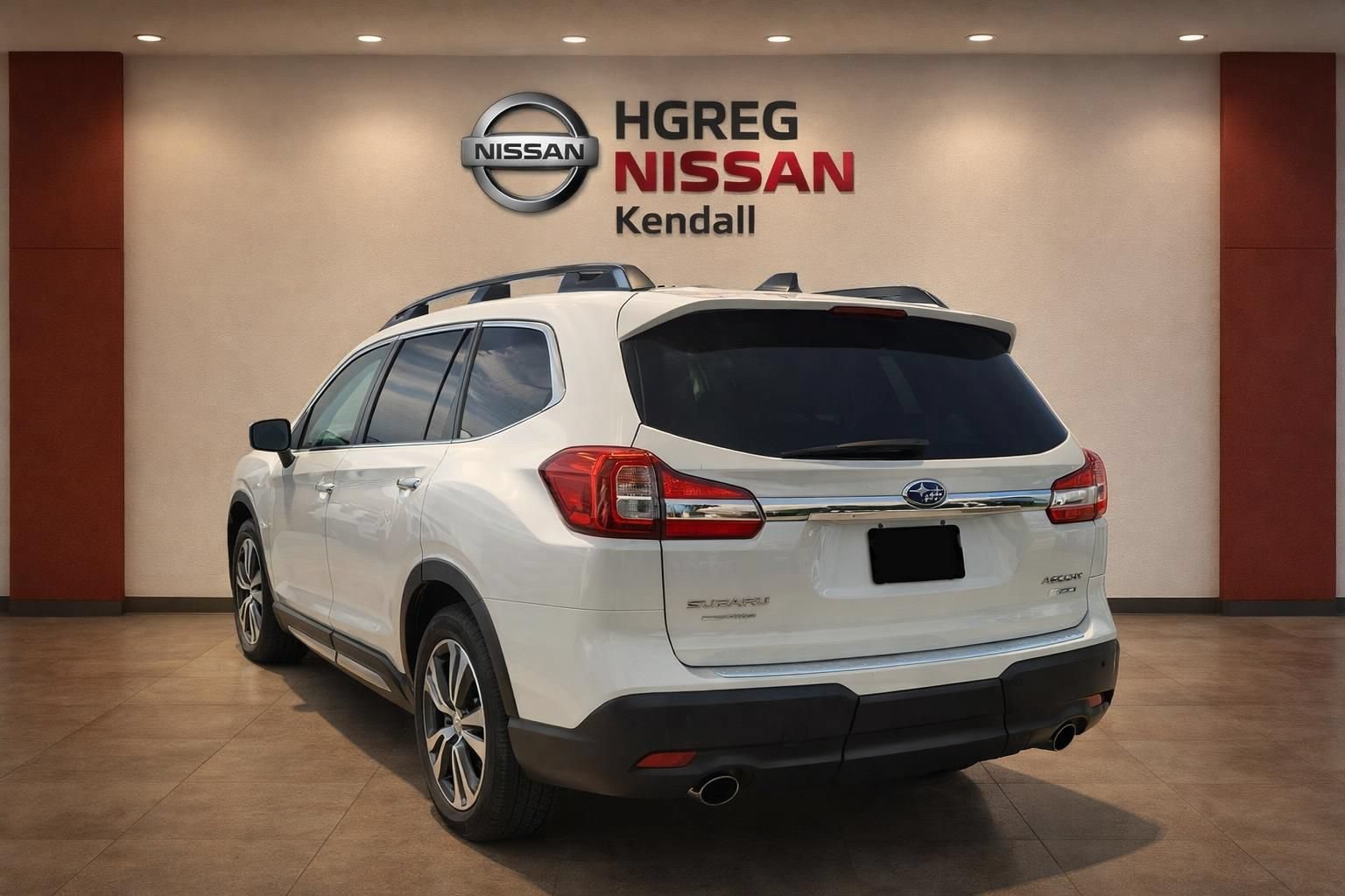 Used 2019 Subaru Ascent Touring w/ Popular Package #3 AWD/4WD image 2