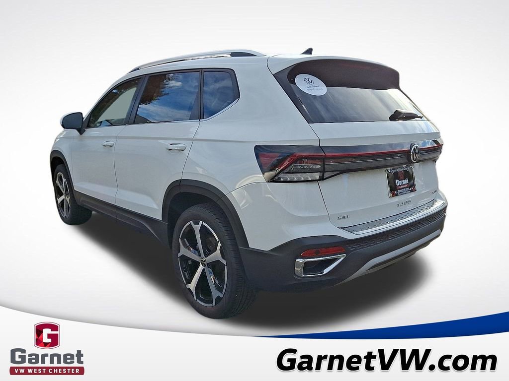 Used 2025 Volkswagen Taos SEL image 4