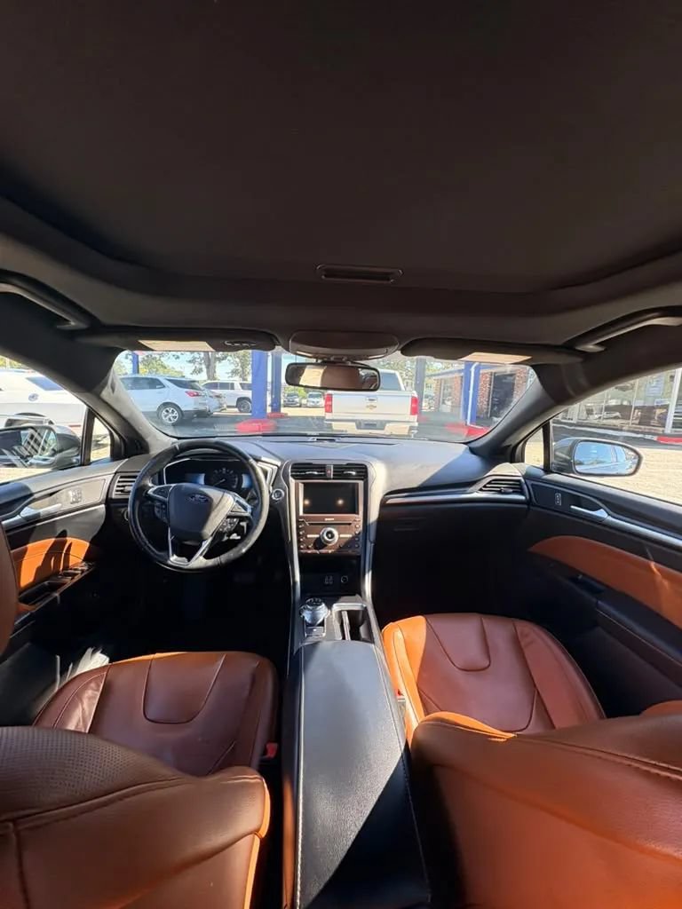 Used 2019 Ford Fusion Titanium FWD image 13