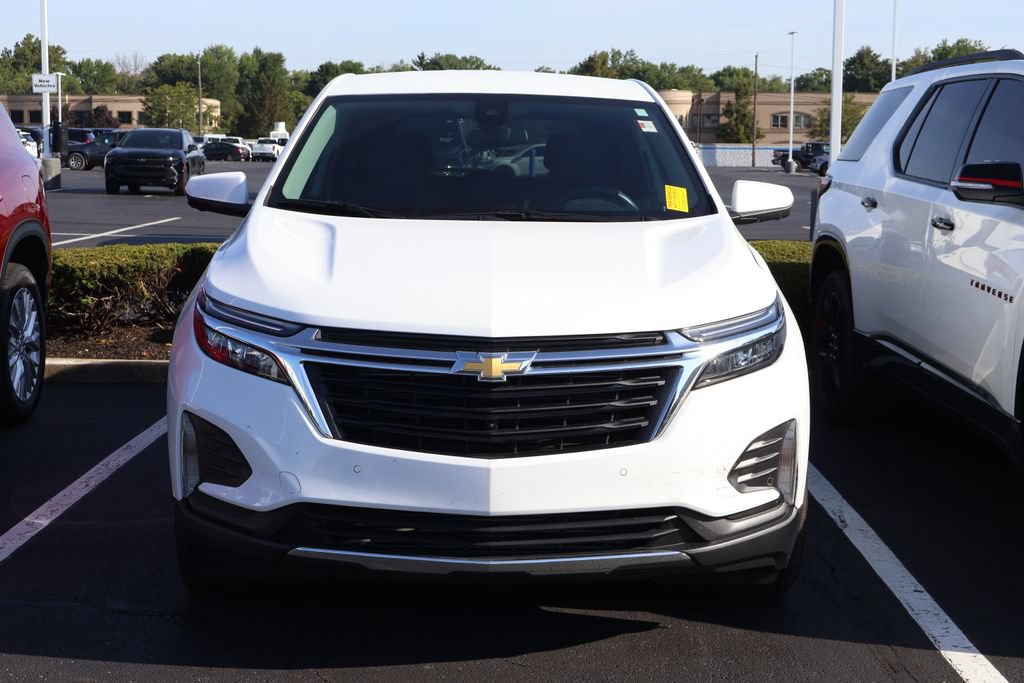 Used 2024 Chevrolet Equinox LT FWD image 2