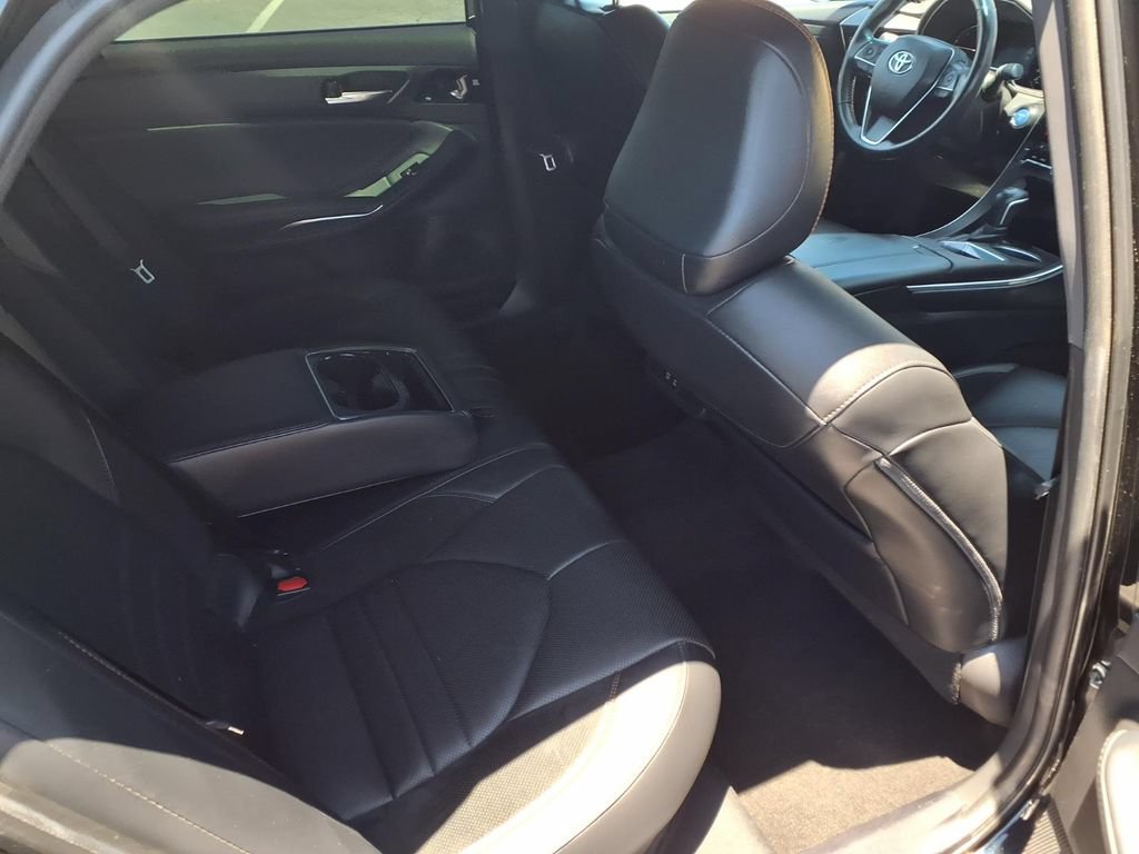 Used 2021 Toyota Avalon XSE FWD image 20