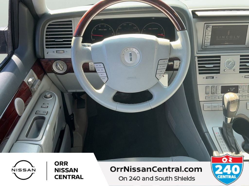 Used 2005 Lincoln Aviator AWD image 15