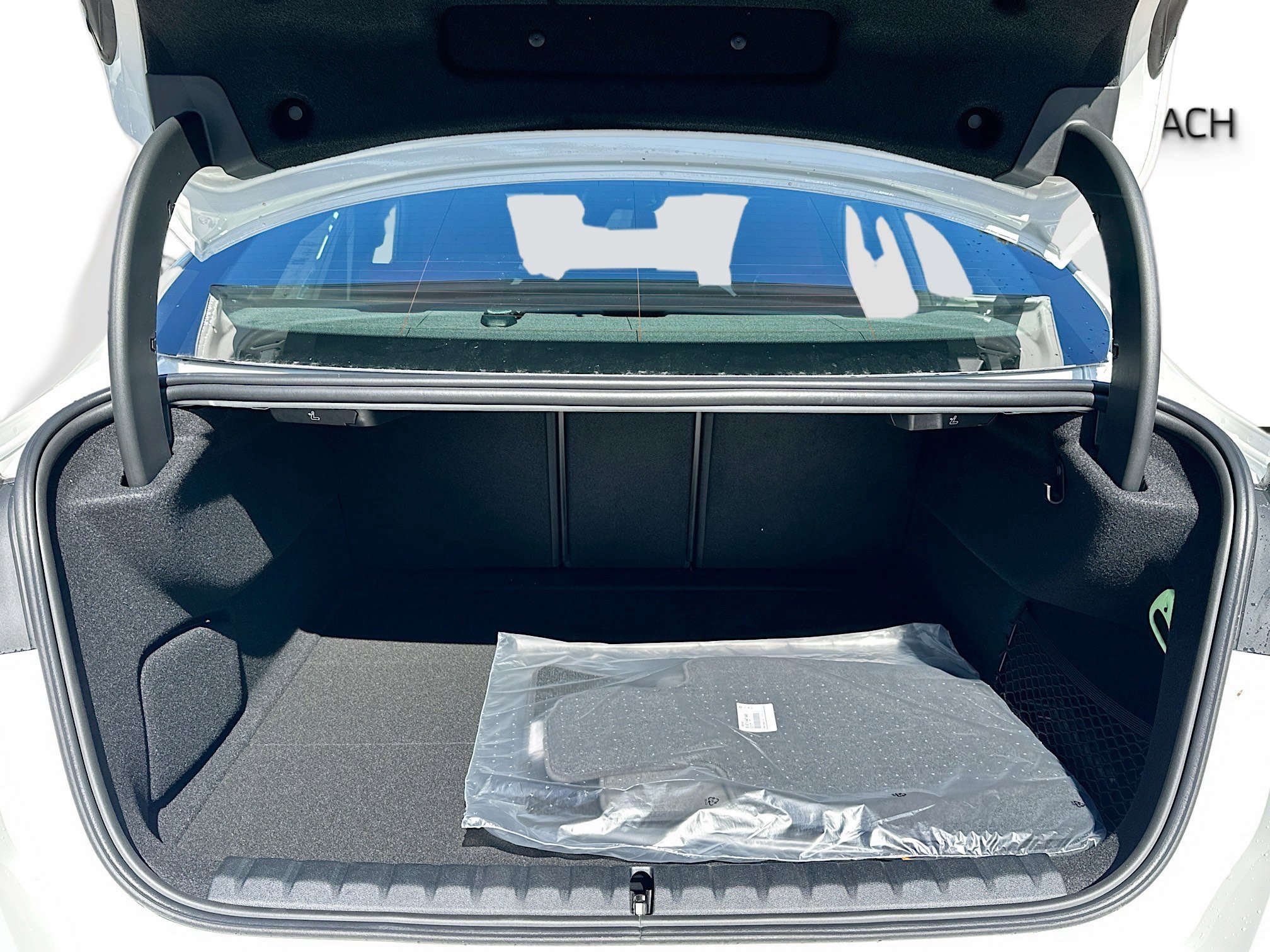 Used 2026 BMW 228i w/ Technology Package image 19