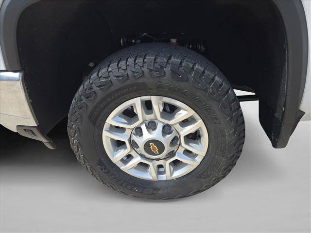 Used 2024 Chevrolet Silverado 2500 LT w/ Convenience Package AWD/4WD image 24