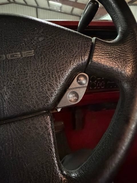 Used 1993 Dodge D/W Truck 150 RWD image 15