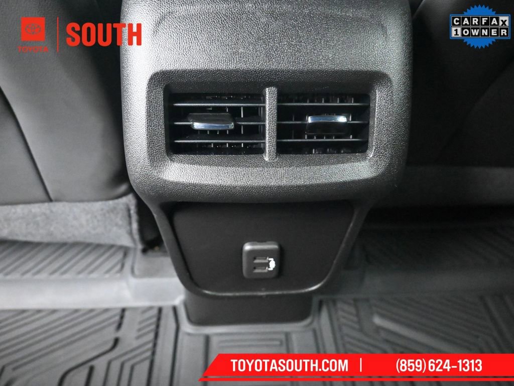 Used 2022 Chevrolet Equinox RS image 24