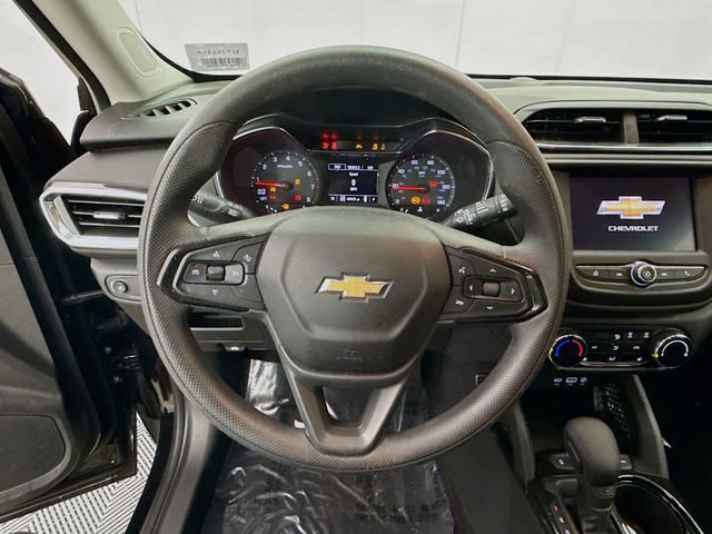 Used 2023 Chevrolet TrailBlazer LT AWD/4WD image 11