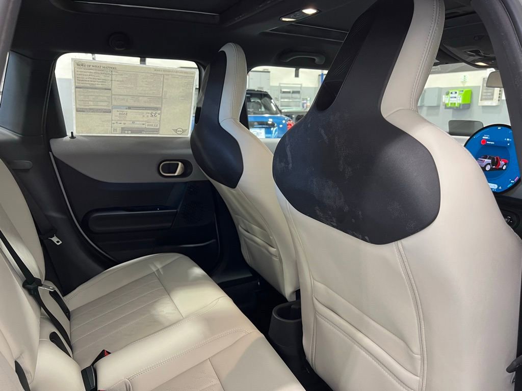 Certified 2025 MINI Cooper S image 26