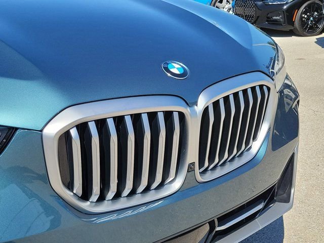 Used 2026 BMW X5 sDrive40i w/ Climate Comfort Package image 7