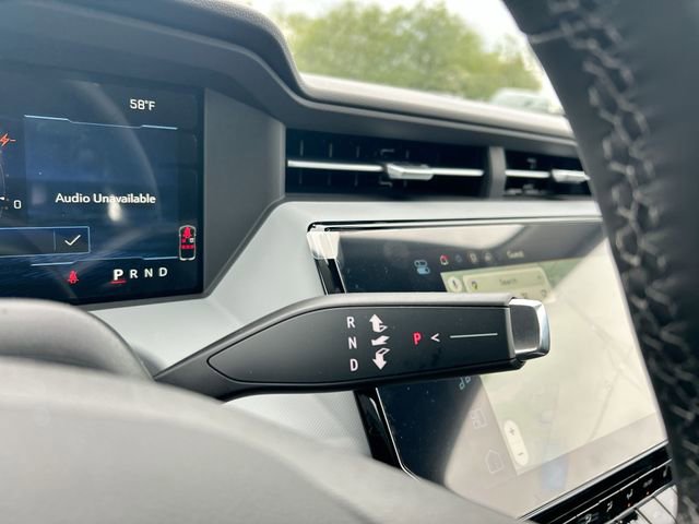 New 2027 Chevrolet Bolt LT w/ Comfort Package FWD image 16