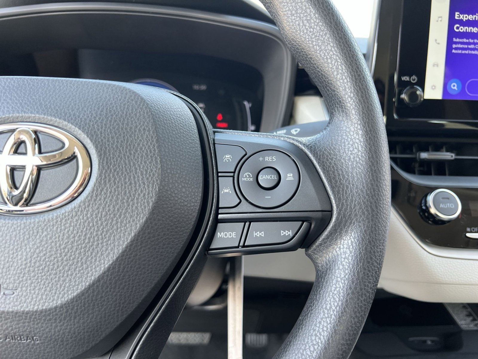 New 2026 Toyota Corolla LE FWD image 25