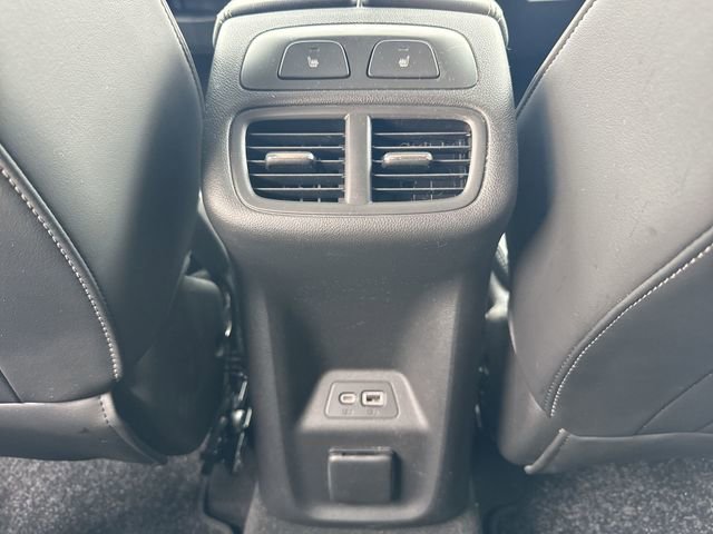 Used 2023 Buick Envision Avenir image 22