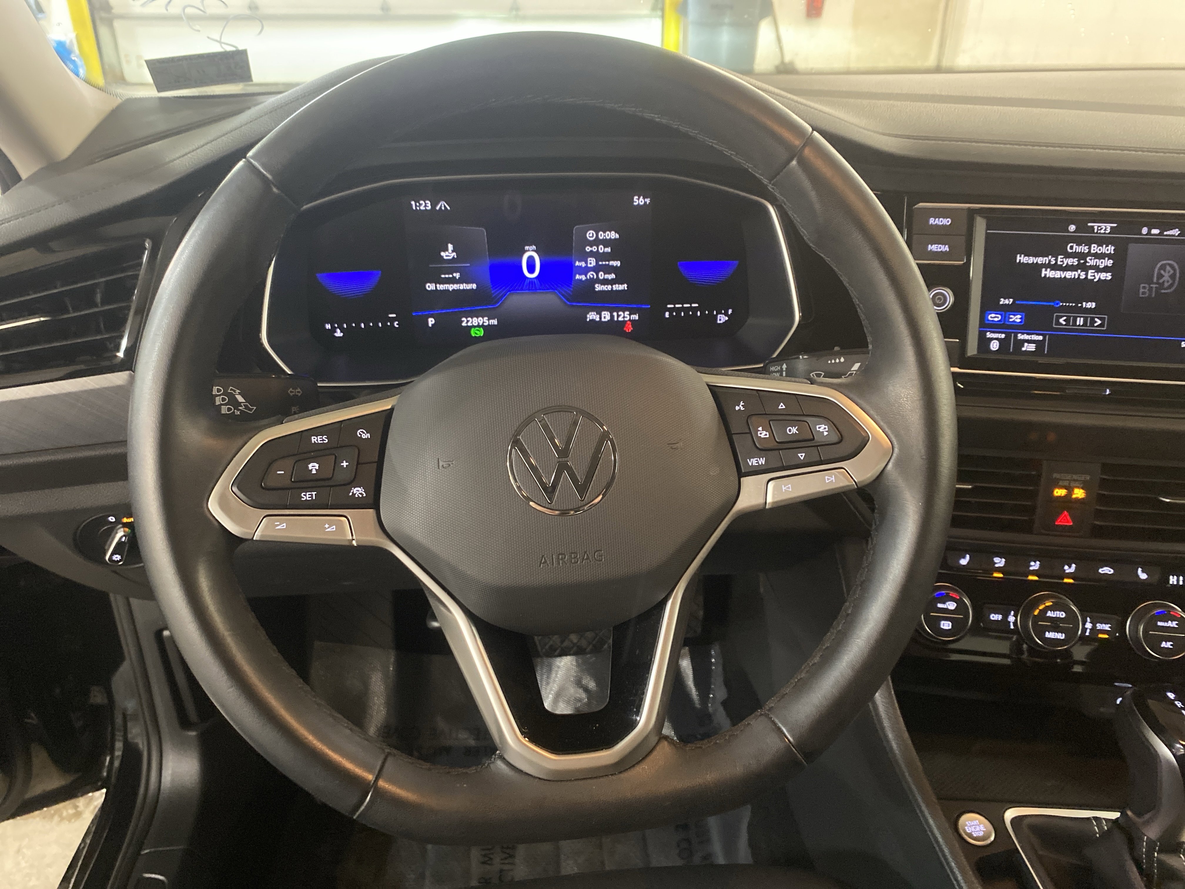 Used 2024 Volkswagen Jetta SE image 18