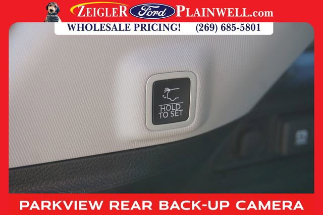 Used 2023 Jeep Grand Cherokee Limited image 11