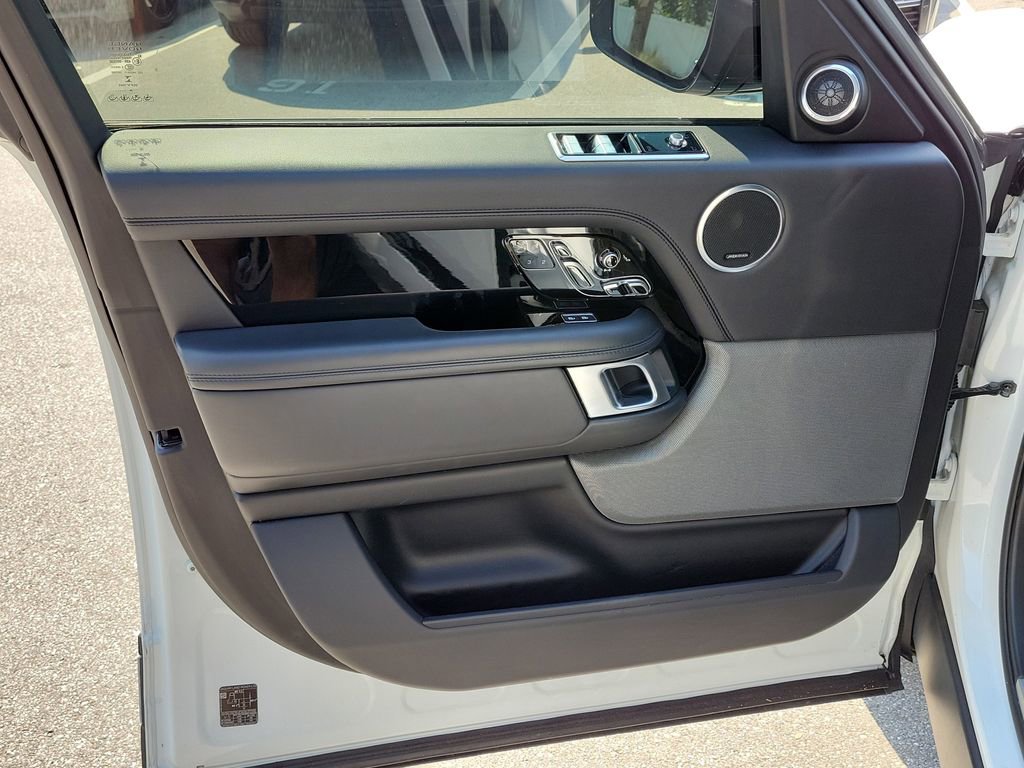 Used 2021 Land Rover Range Rover P525 Westminster Edition LWB image 24