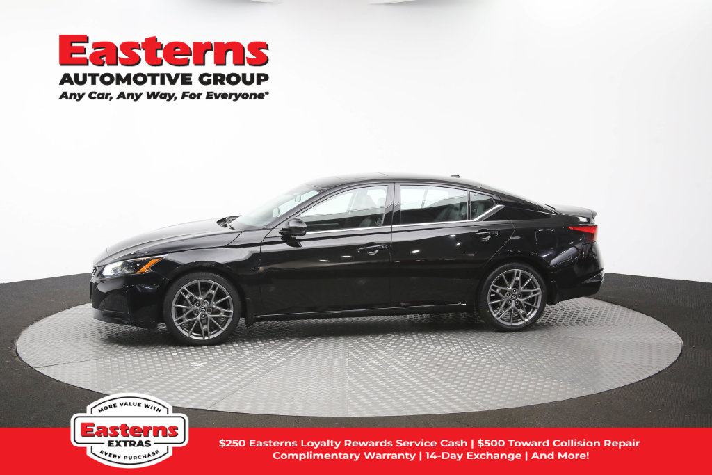 Used 2023 Nissan Altima 2.0 SR FWD image 63