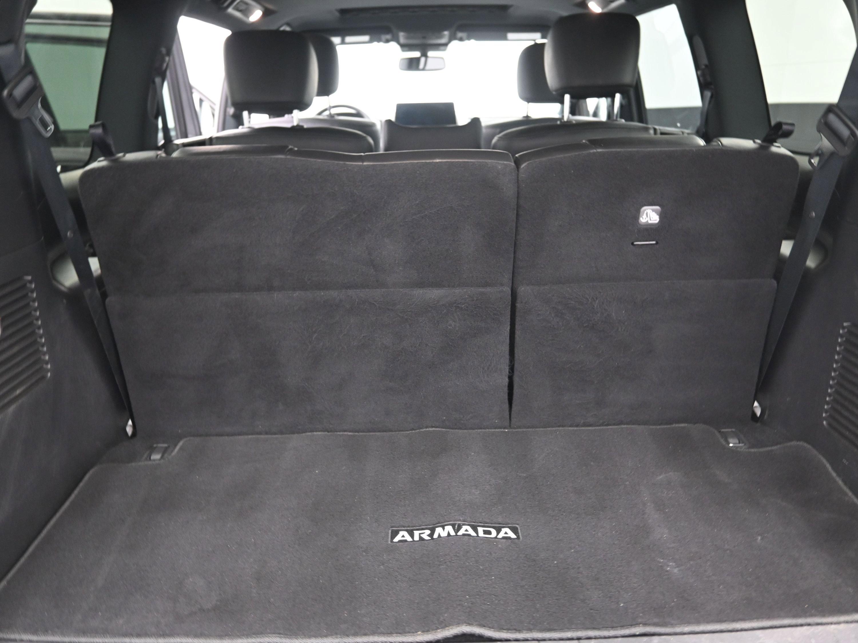 Used 2024 Nissan Armada SL w/ Midnight Edition Package image 18